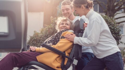 Adult Day Care With Transportation in NJ: How Transportation Services Help Seniors and Families